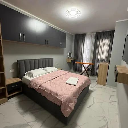 Luxury Apartment Orikum Daire *